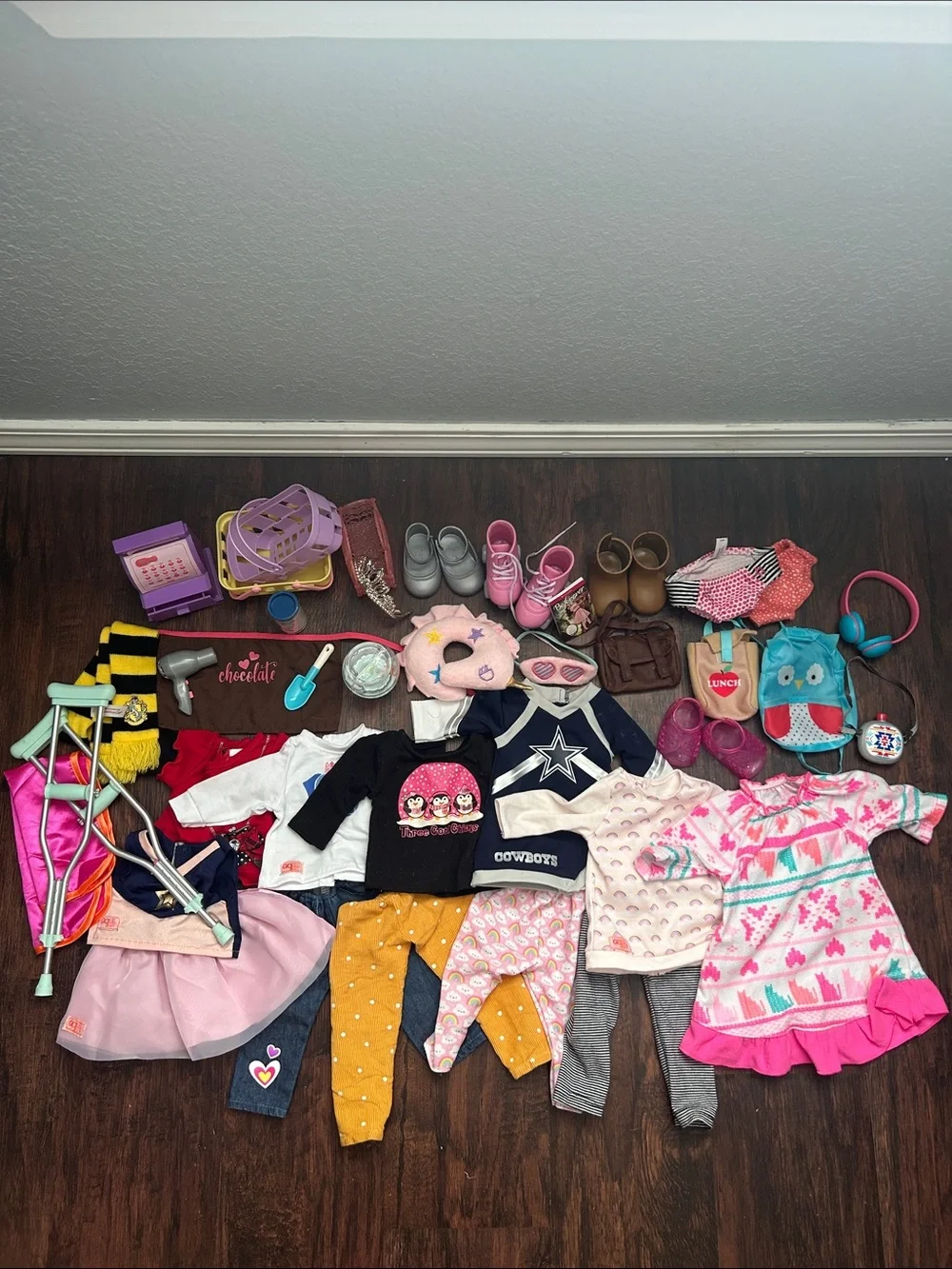 18 inch Doll clothes + accessories